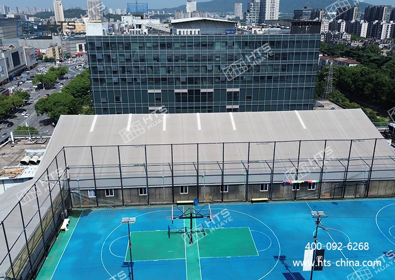 樓頂篷房搭建全攻略：四大核心注意事項(xiàng)，助你避開施工雷區(qū)